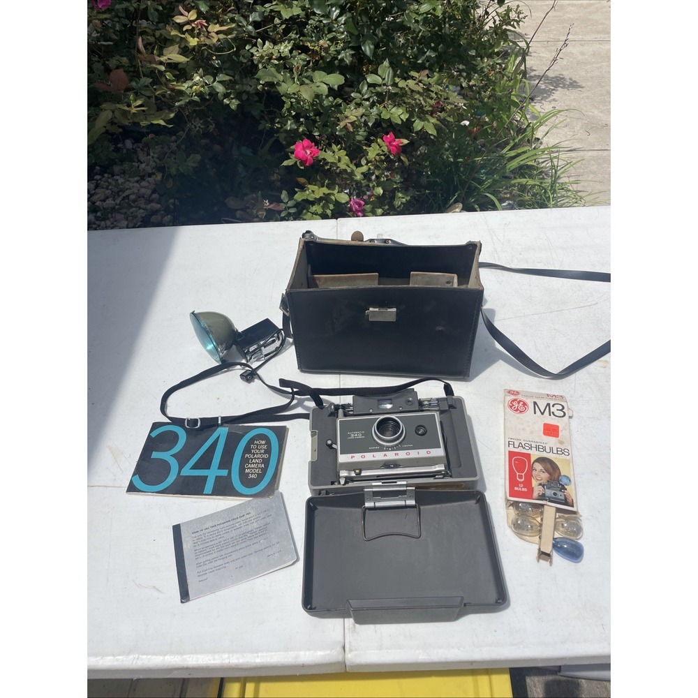 Vintage Polaroid 340 Automatic Land Camera Flash Model 340 Carry Case and more‎